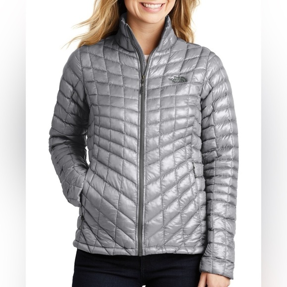 The Northface grey blue puffer thermaball trakker jacket women's S athleisure - Picture 2 of 13